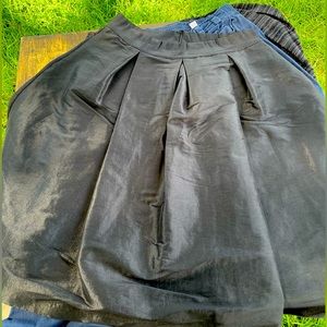 RnStudio by Ronnie Nicole. Size 16 black skirt.